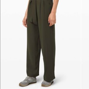 Lululemon noir pant *woven